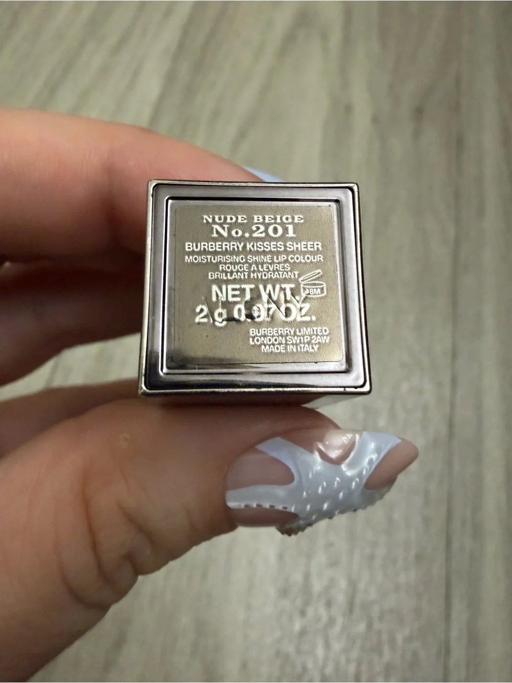 New Burberry Kisses Sheer Lip Colour No. 201 Nude Beige